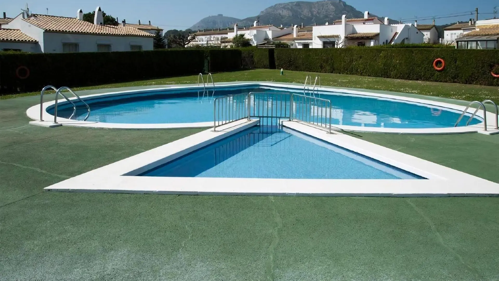 Ferienhaus Casa Fluvia Mit Gemeinschaftspool Torroella de Montgrí Feriehus
